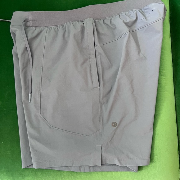 lululemon License To Train short - Picture 8 of 14